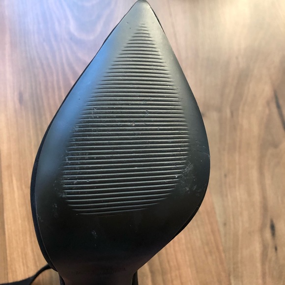 New! Steve Madden Black Ankle Tie Heels - Picture 6 of 8